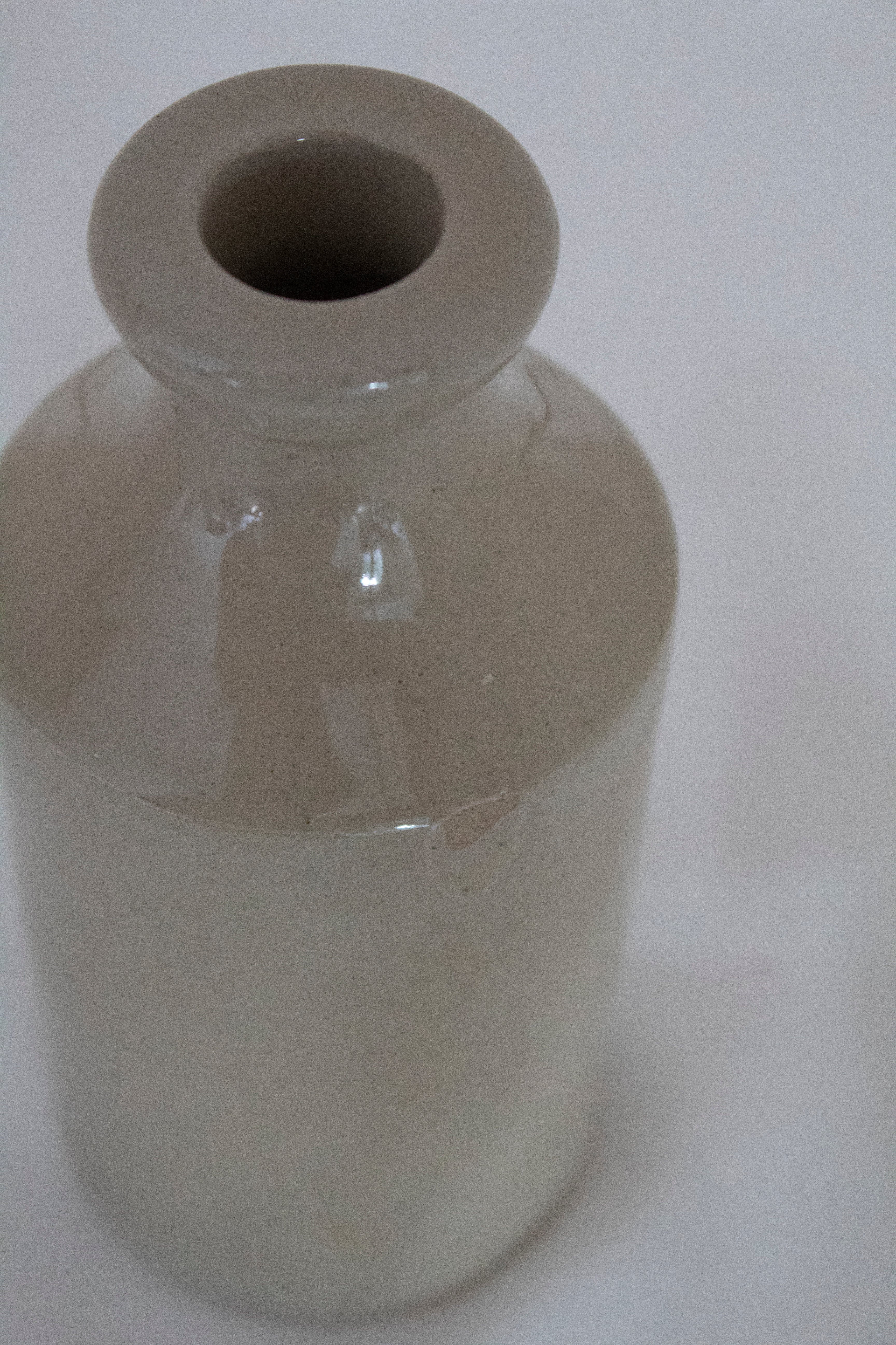 Small Stoneware Bud Vase - Seren