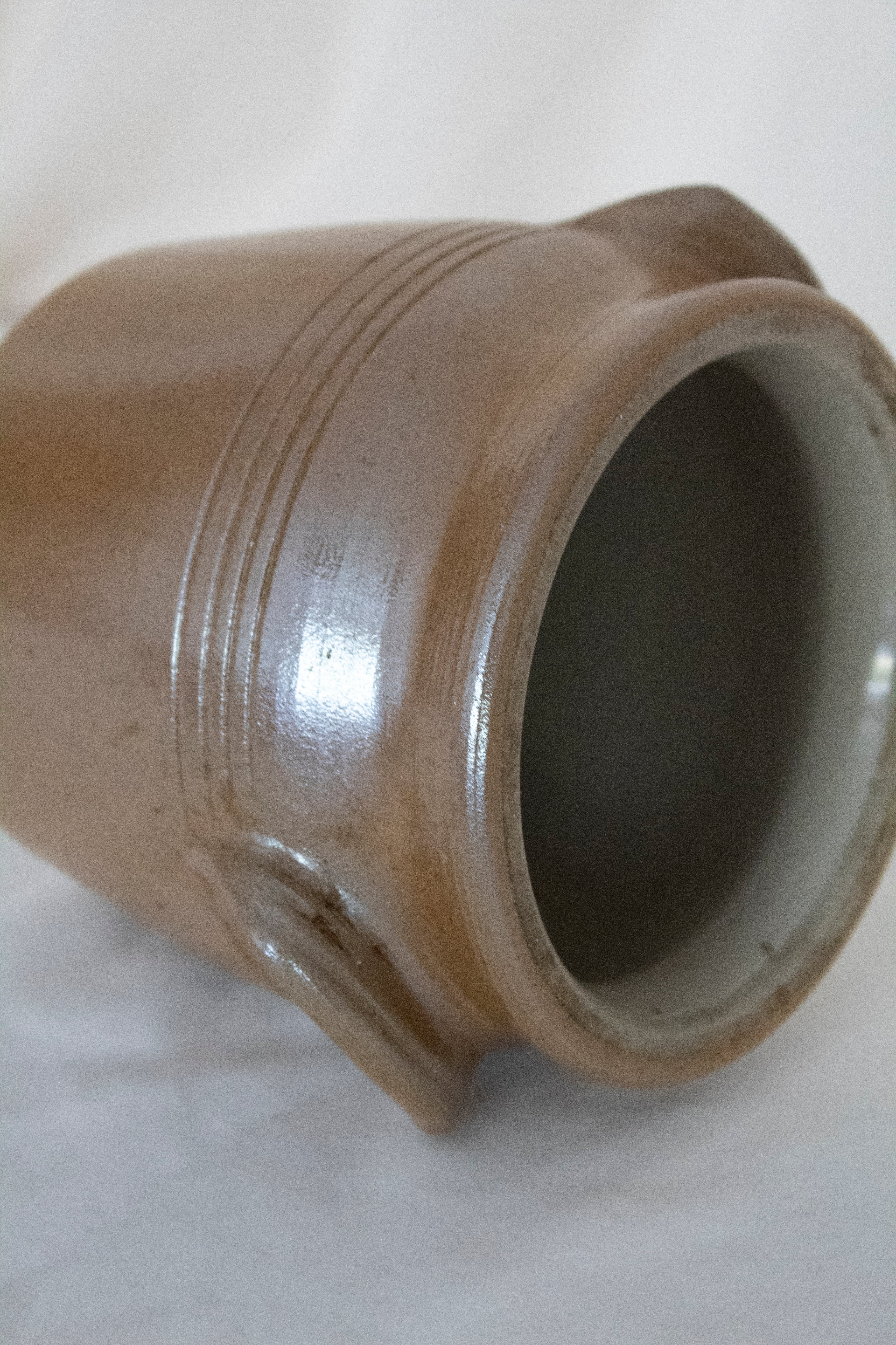 Pale Brown Glazed Confit Pot