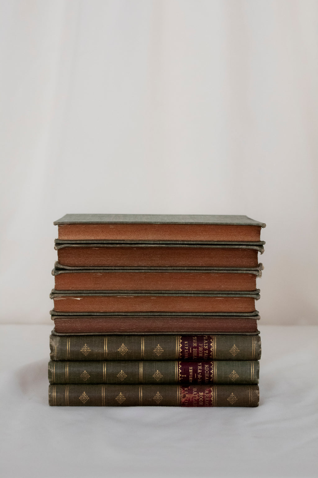 The Kipling Collection – Green & Burgundy Set