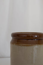 Old Mill Stoneware Jar – Tir