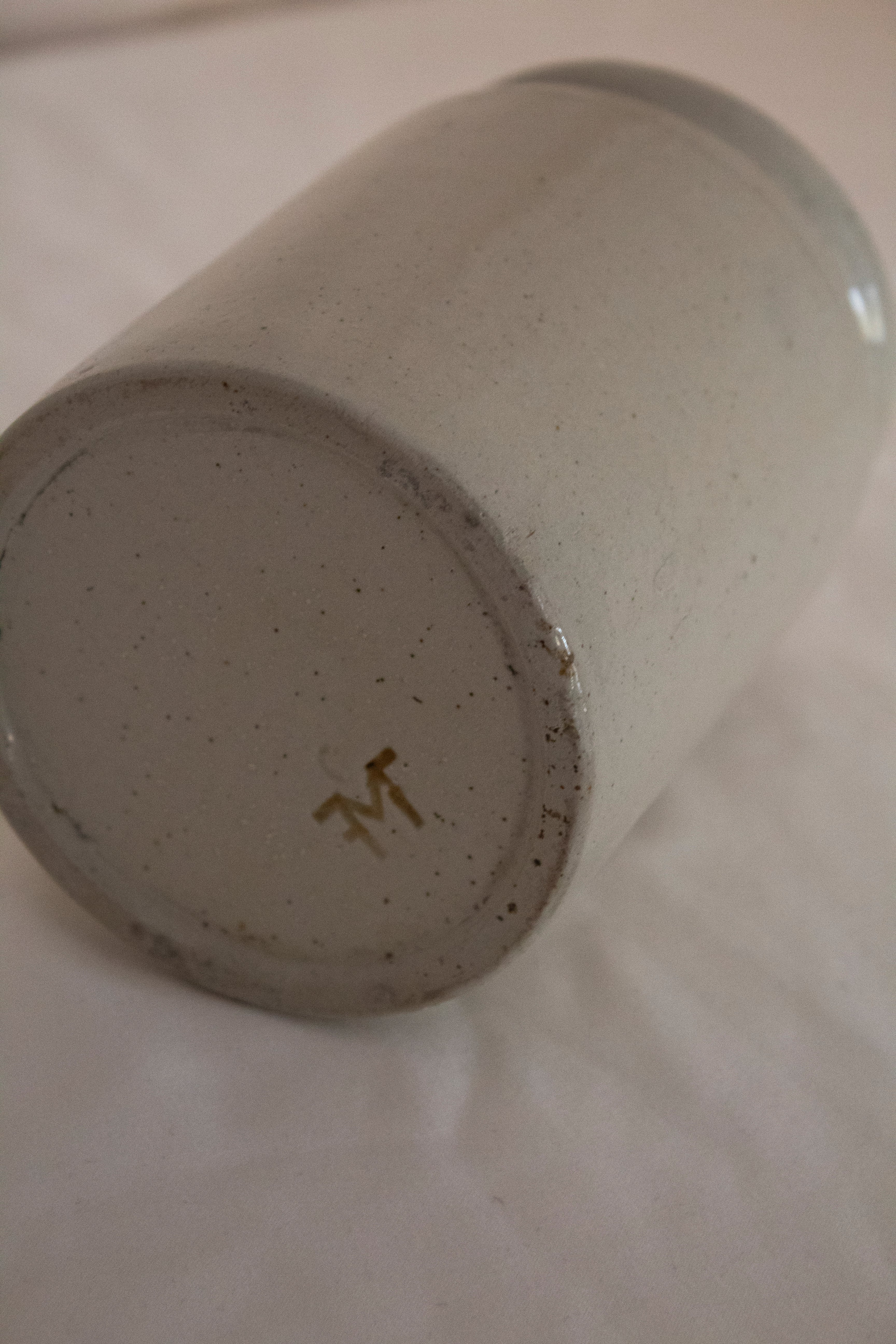 Pale Glazed Stoneware Jar - Gwynt