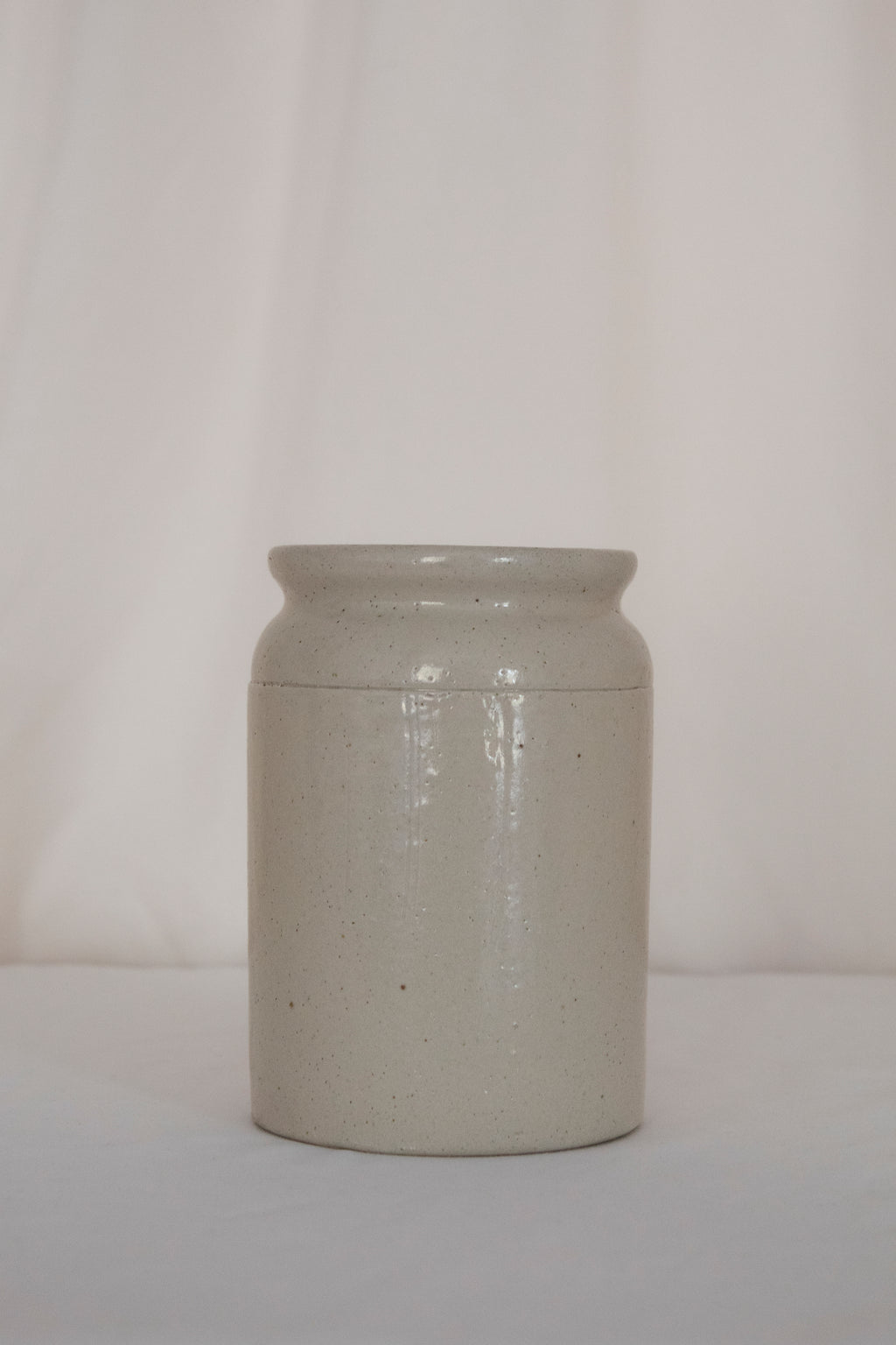 Pale Glazed Stoneware Jar - Gwynt