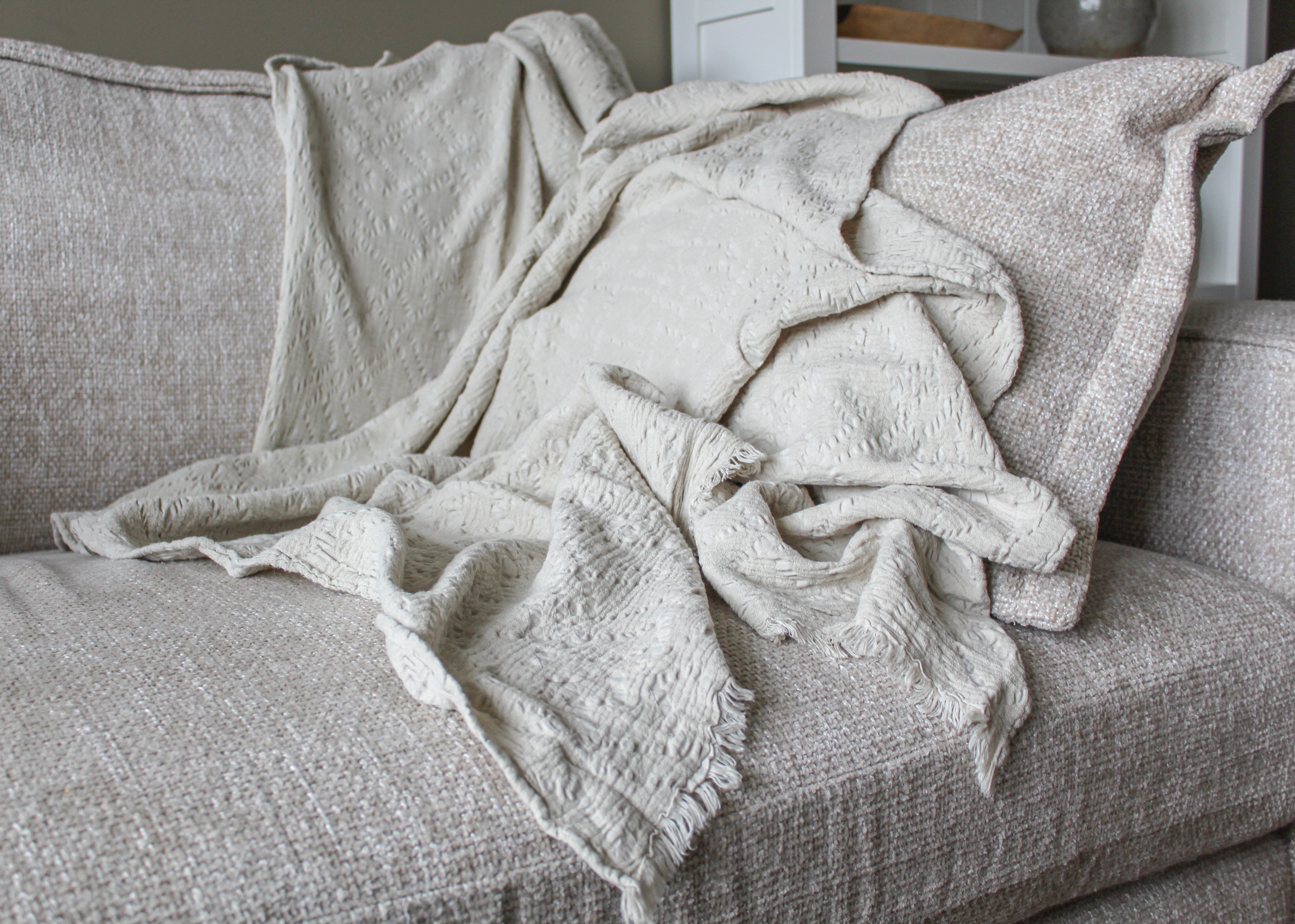 The Bronwen Throw - Ivory