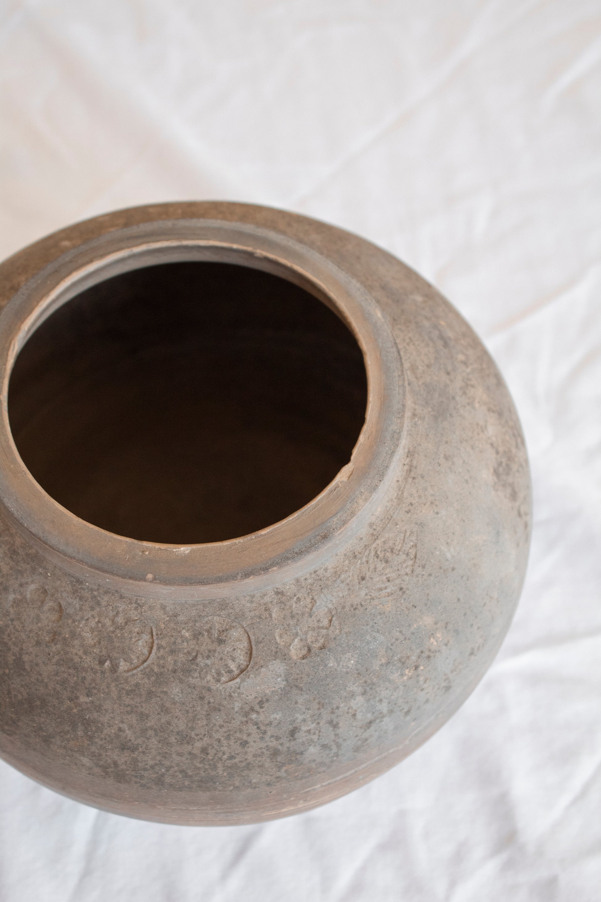 Shanxi Pot with Natural Patina