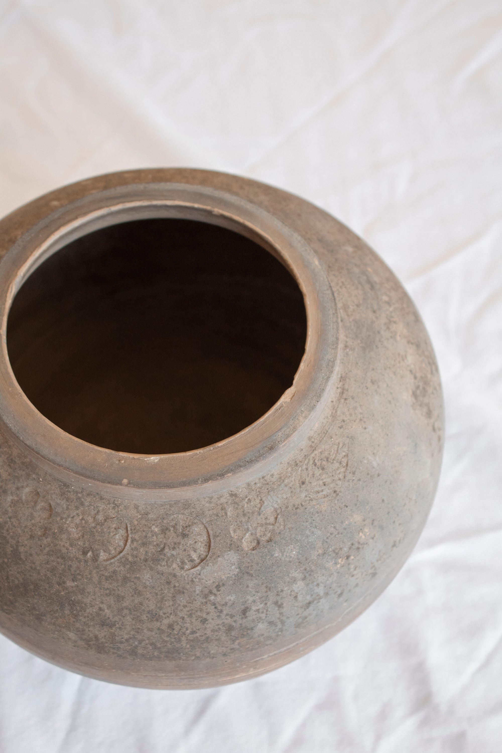 Shanxi Pot with Natural Patina
