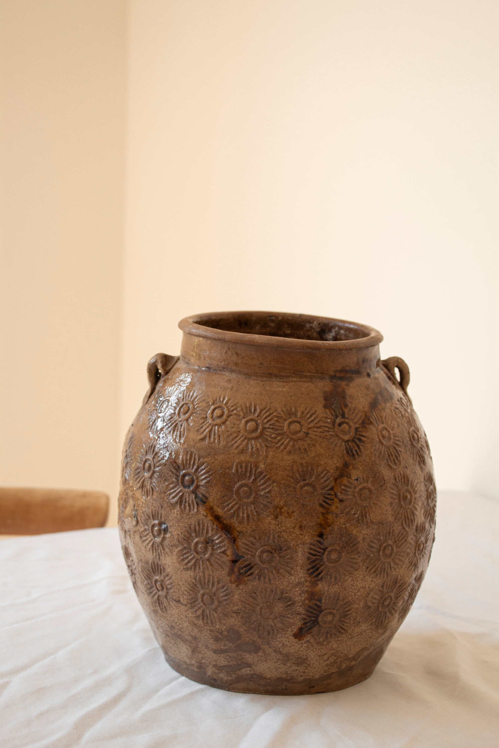 Earthen Glazed Yunnan Pot