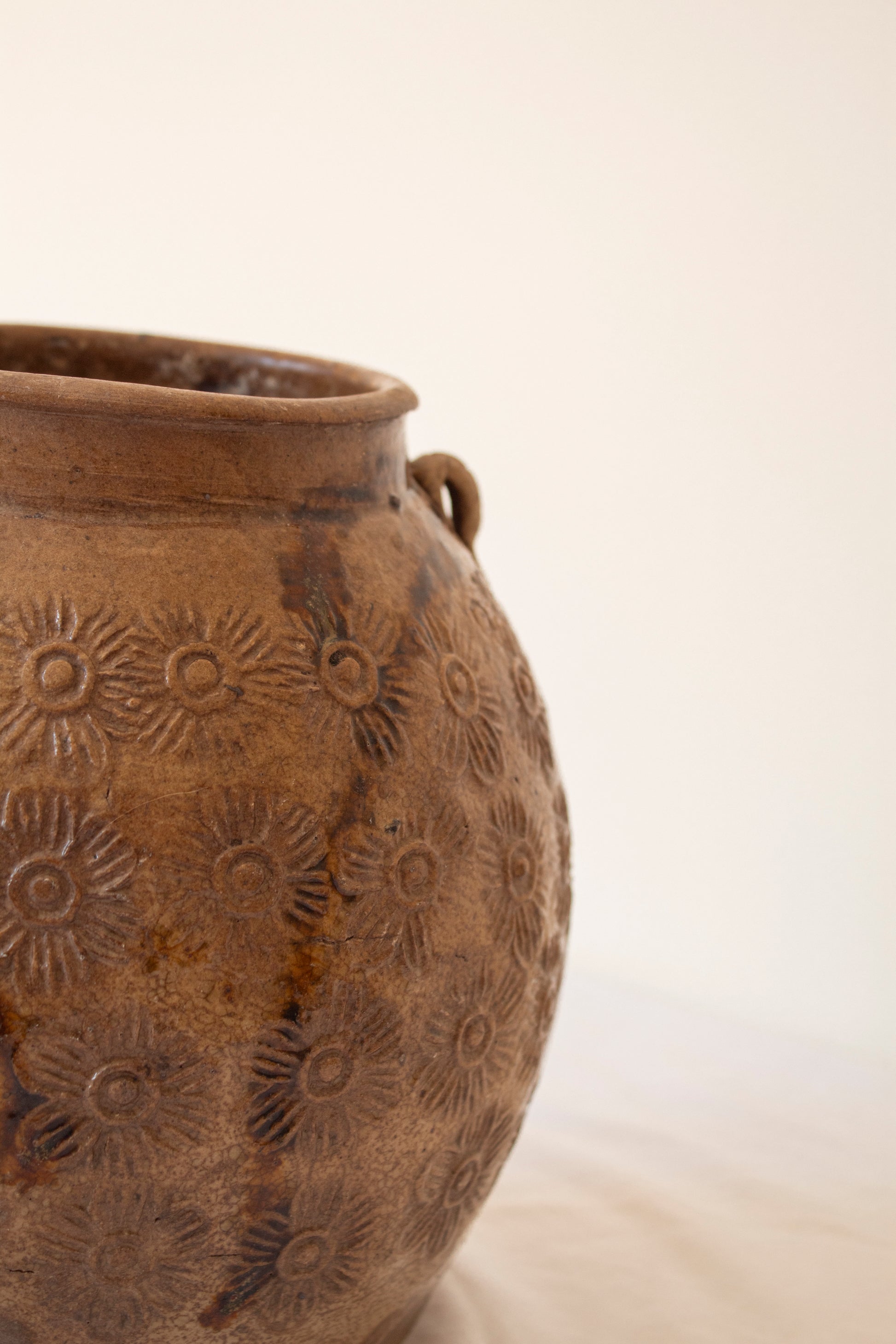 Earthen Glazed Yunnan Pot