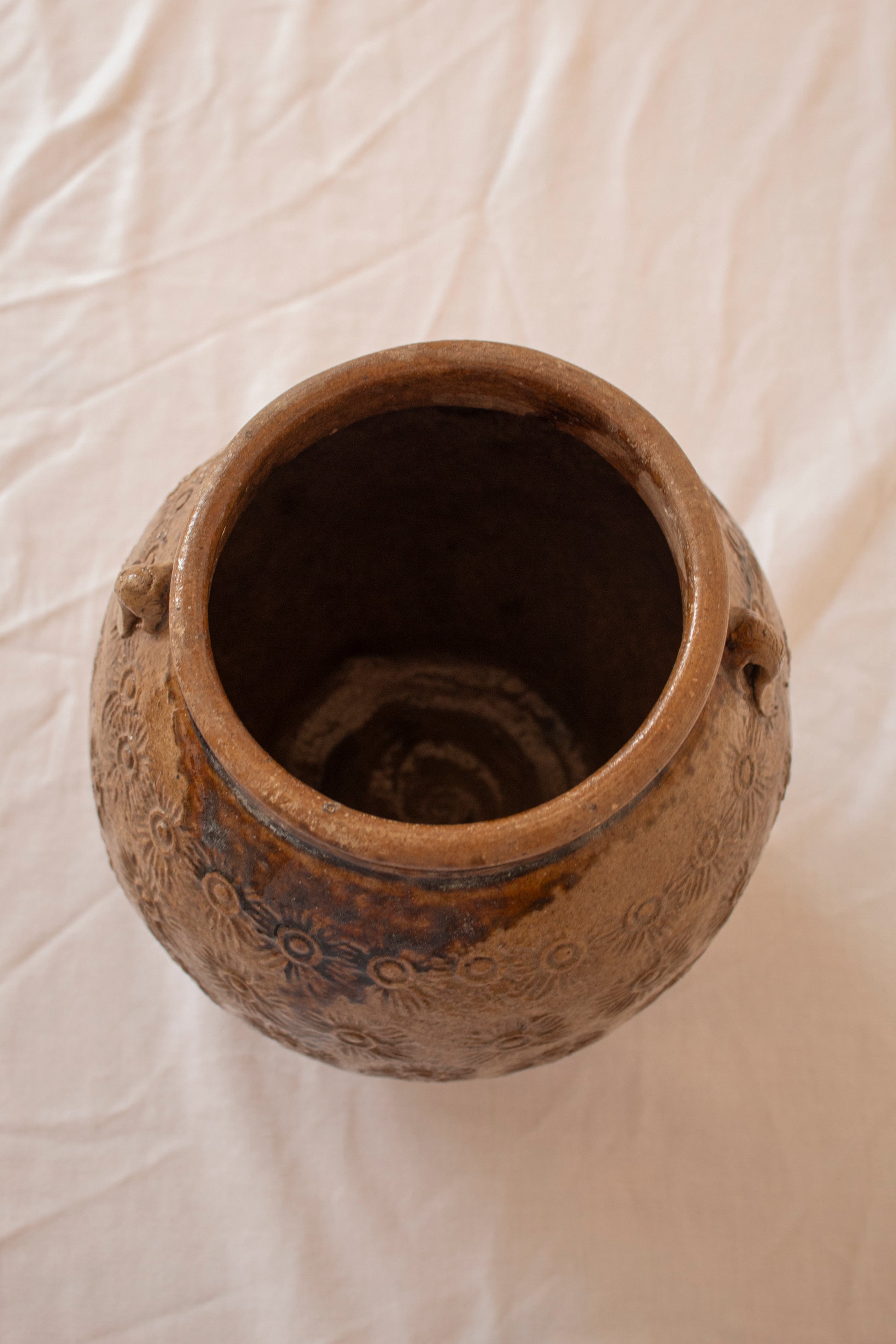 Earthen Glazed Yunnan Pot