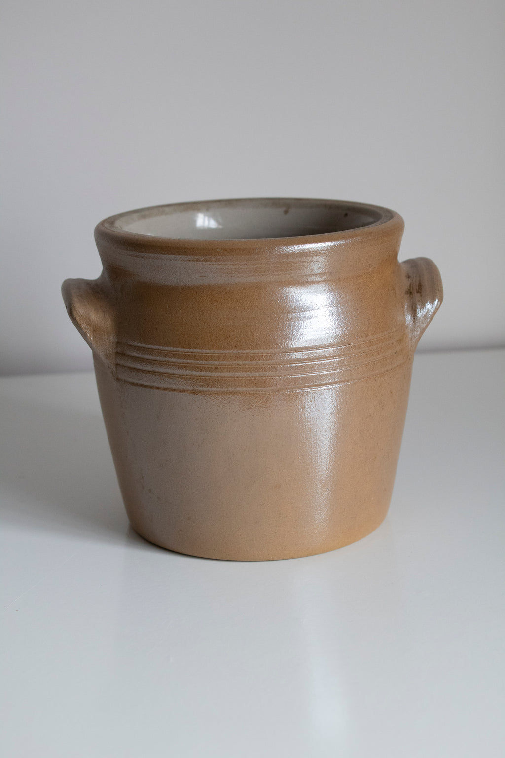 Brown Glazed Confit Pot