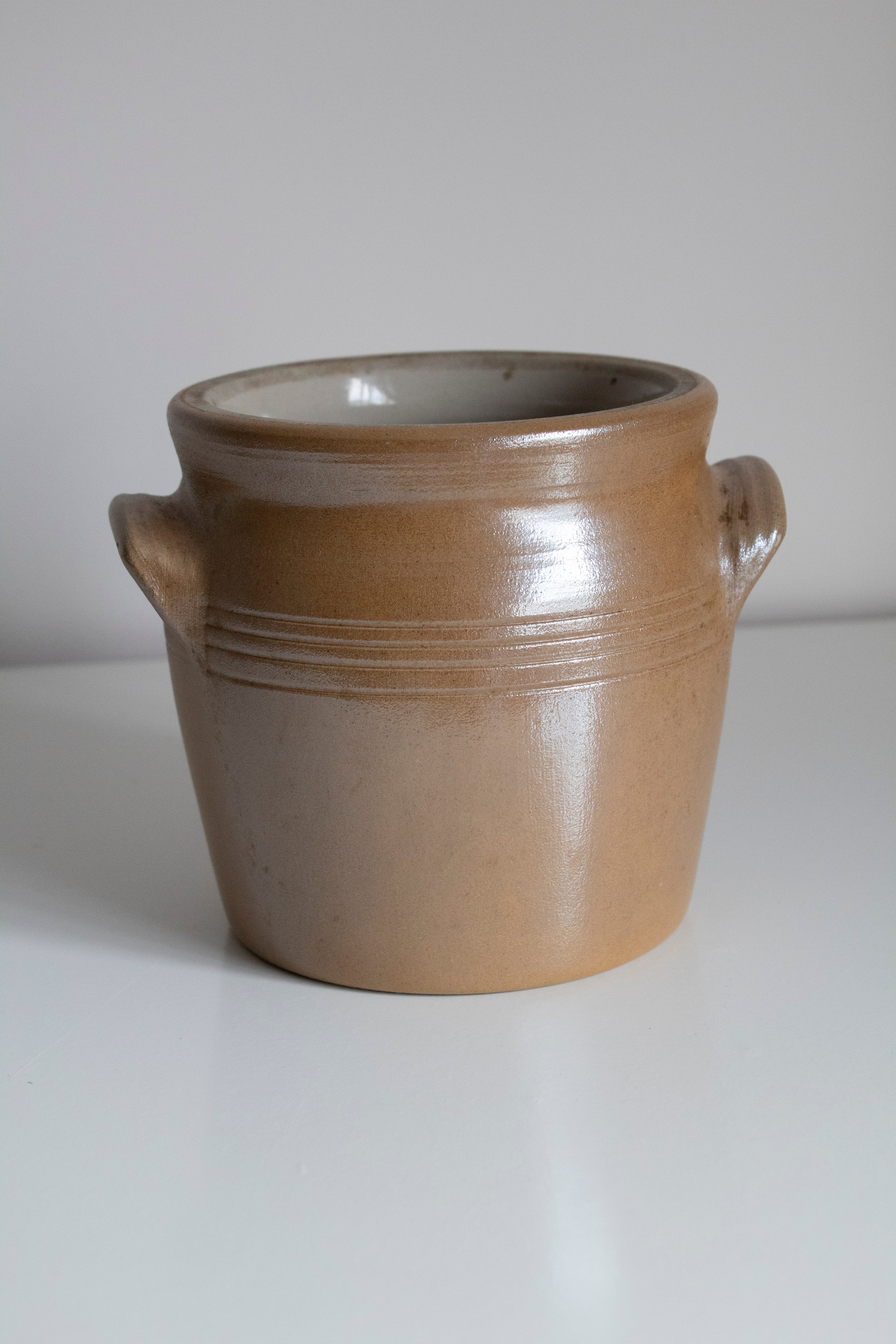 Brown Glazed Confit Pot