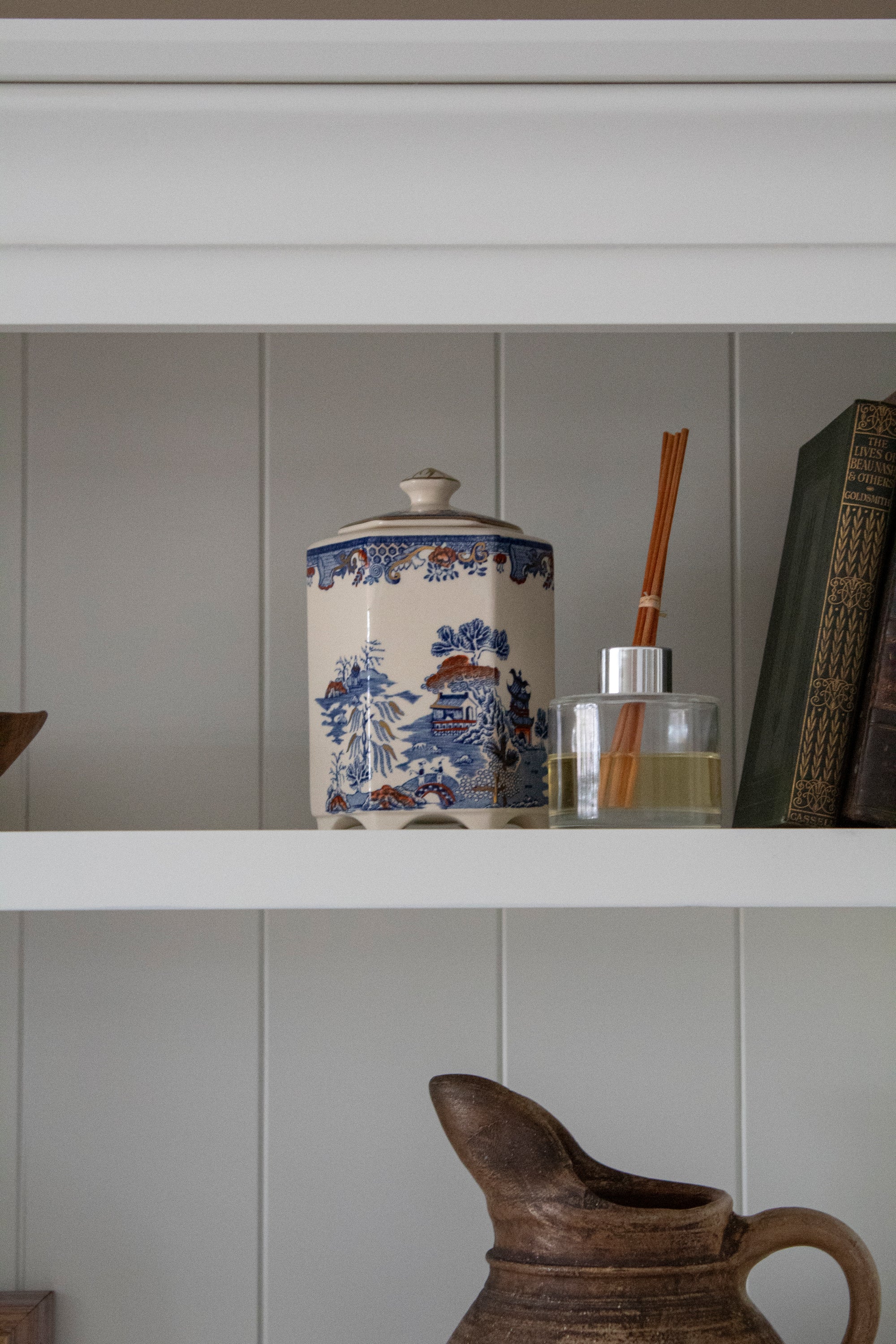 Blue Willow Footed Jar