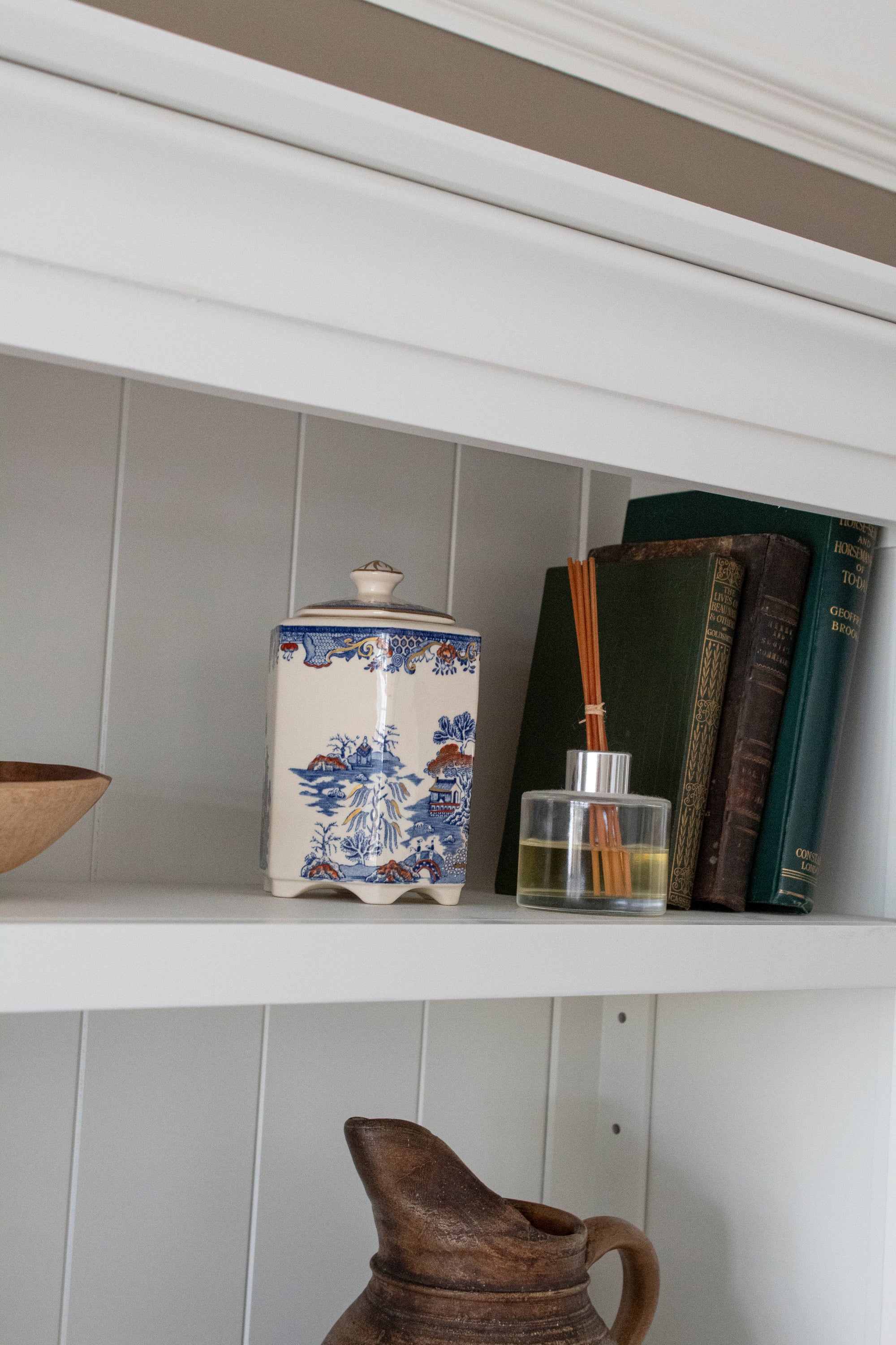 Blue Willow Footed Jar