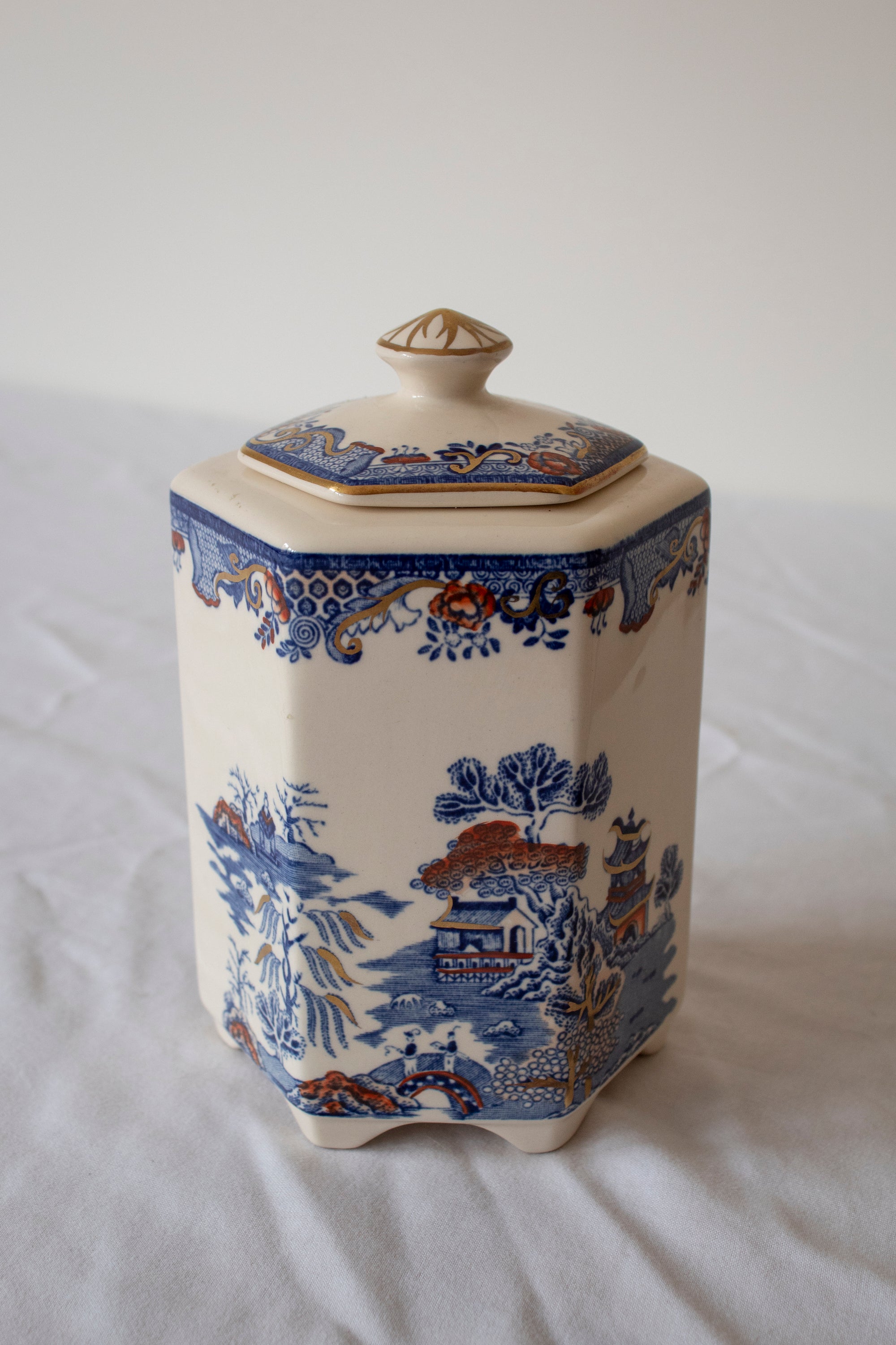 Blue Willow Footed Jar