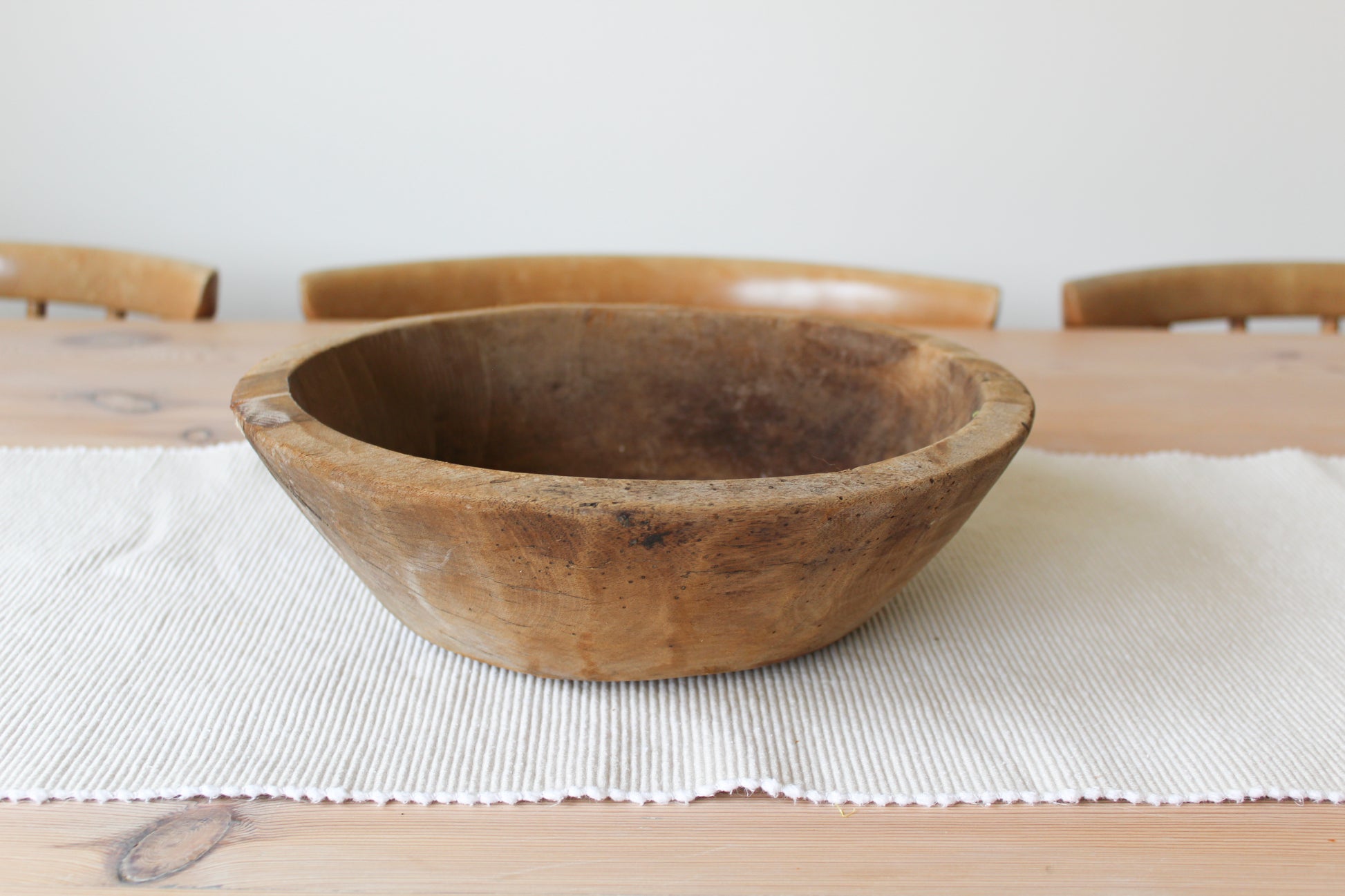 The Antique Wooden Berwyn Bowl